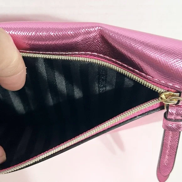 Victoria’s Secret Pink Jewel Metallic Envelope Pouch Wallet Snap Closure 🩷🖤 - Picture 10 of 14